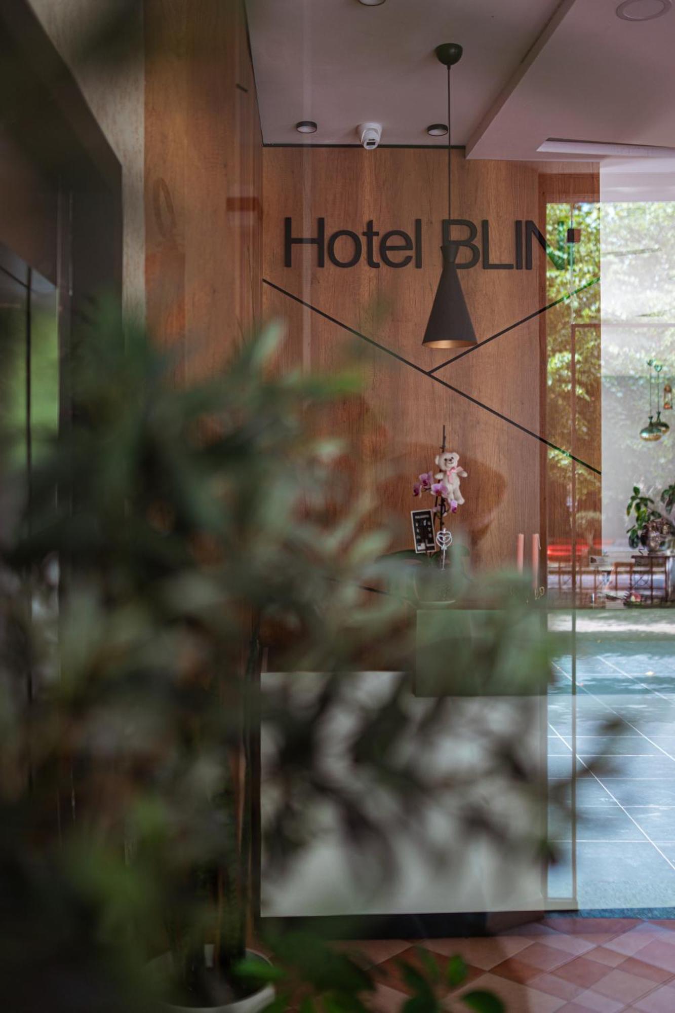 Hotel Blini Shkoder Bagian luar foto